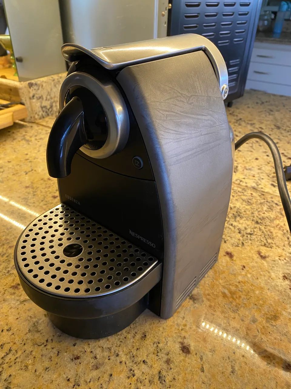 Vendo cafeteira Nespresso 