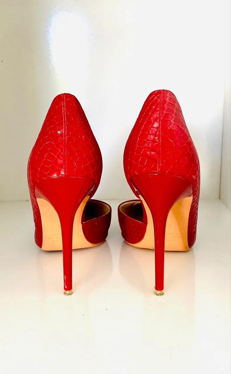 Scarpin vermelho crocodilo | Tam 38 - Foto 2