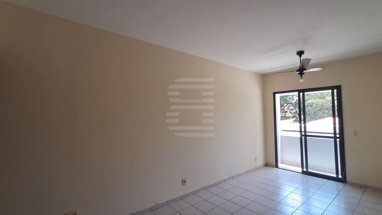 Apartamento para alugar no Botafogo, 2 quartos , sala ampla e 2 vagas - Foto 2