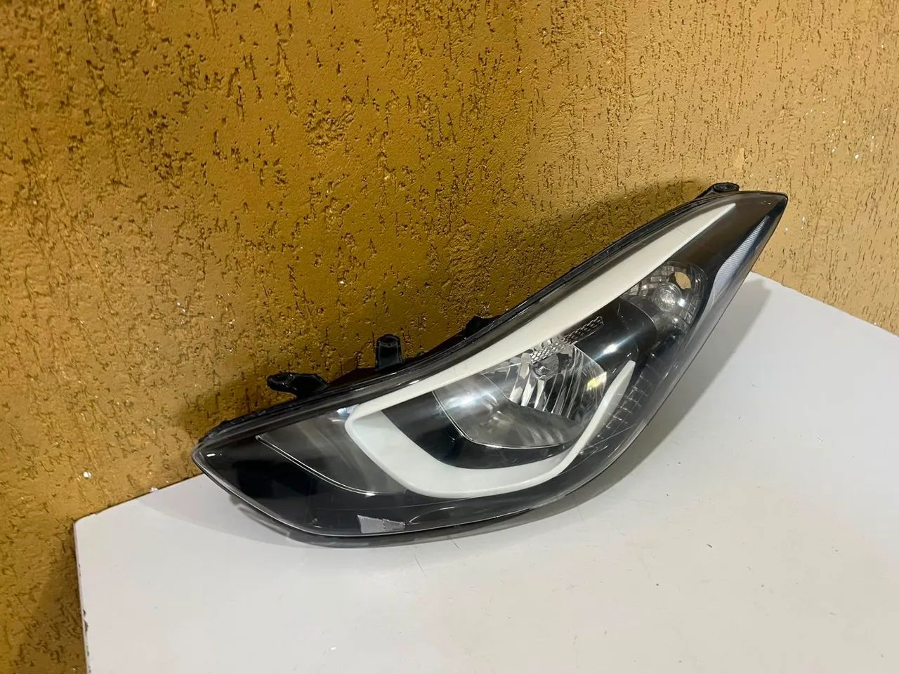 Farol esquerdo Elantra 2015/2016 - Foto 2