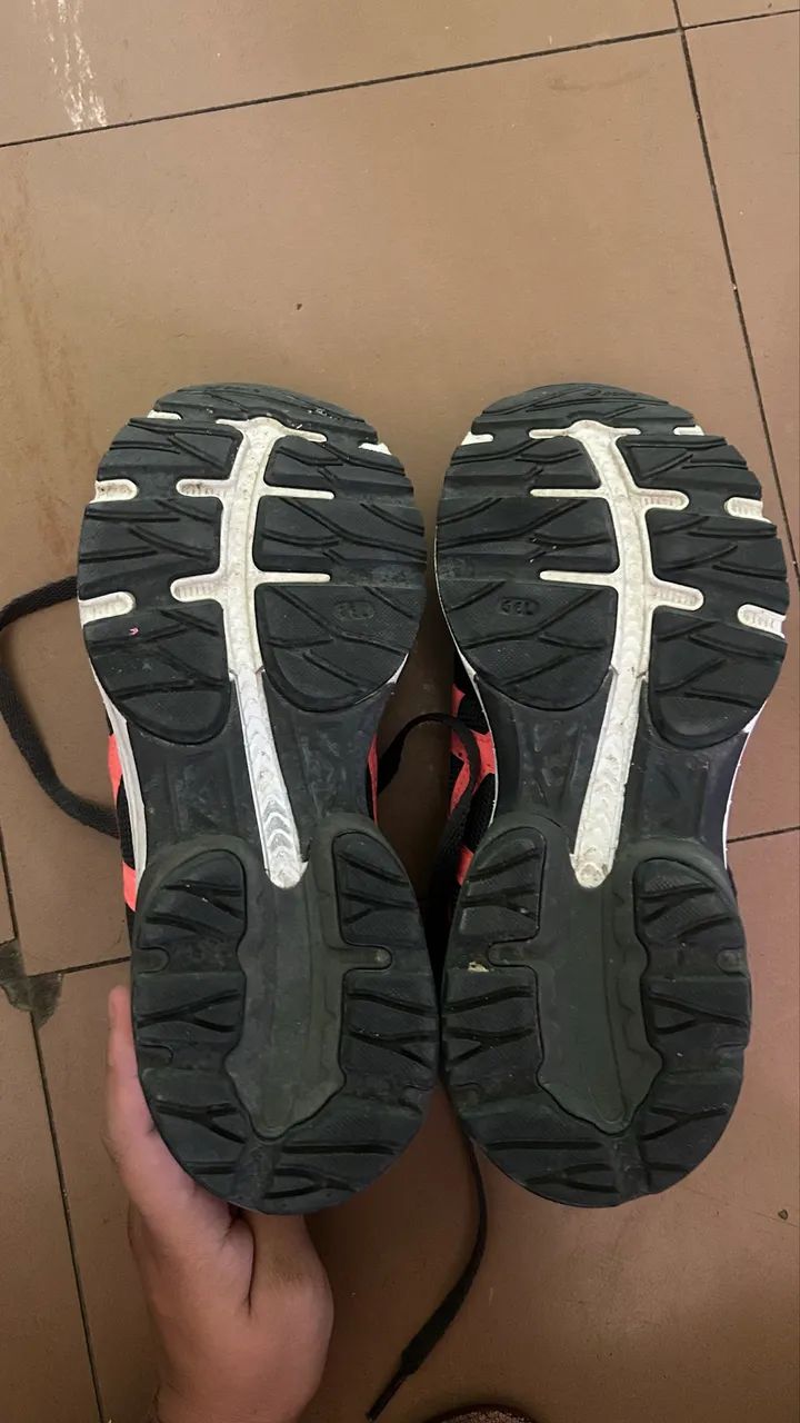 Tênis Asics - Foto 4