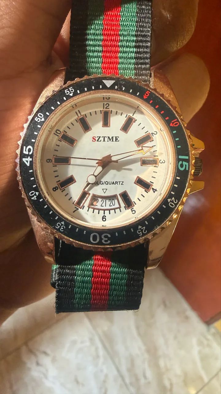 Relógio Modelo GUCCI - Foto 2