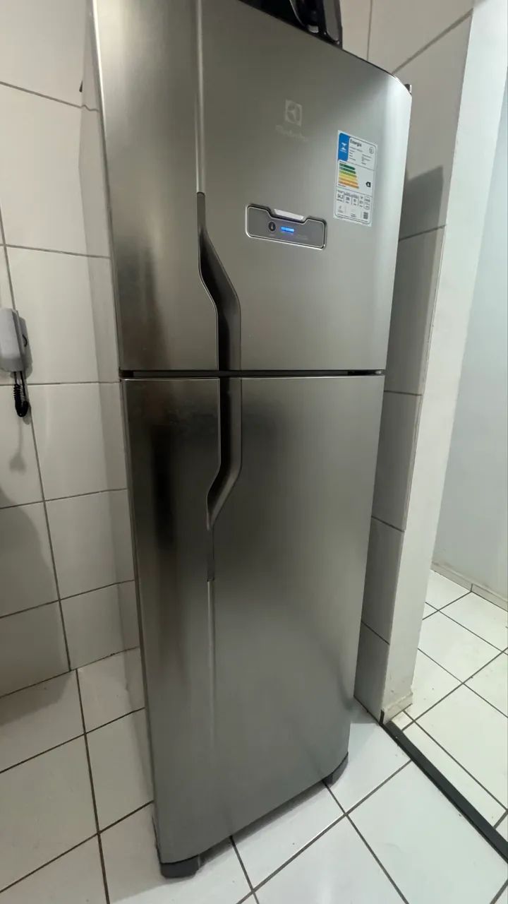Geladeira eletrolux 