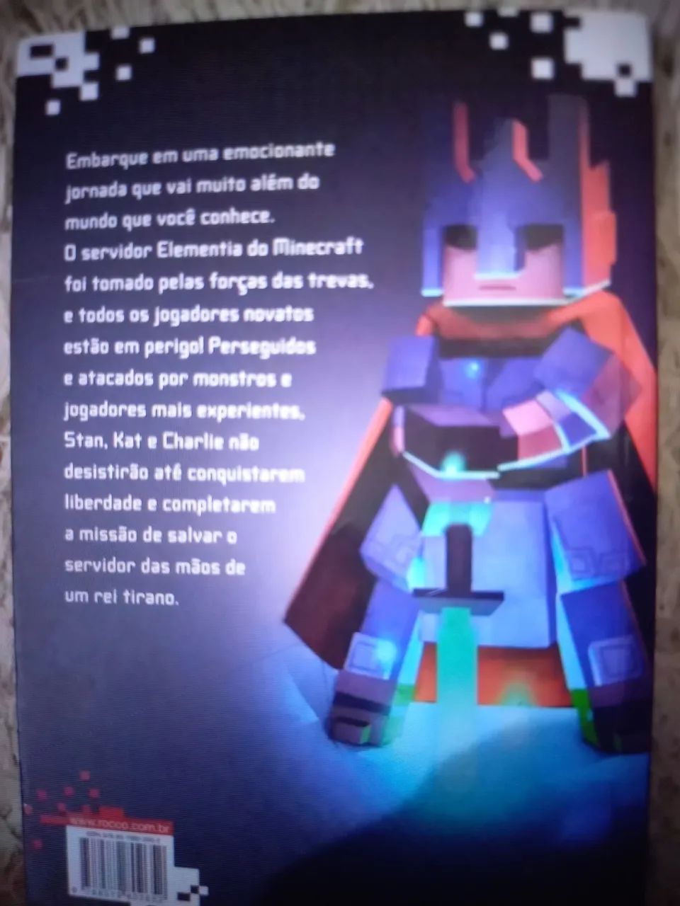 Livro Cr ônicas de Elementia - Foto 2