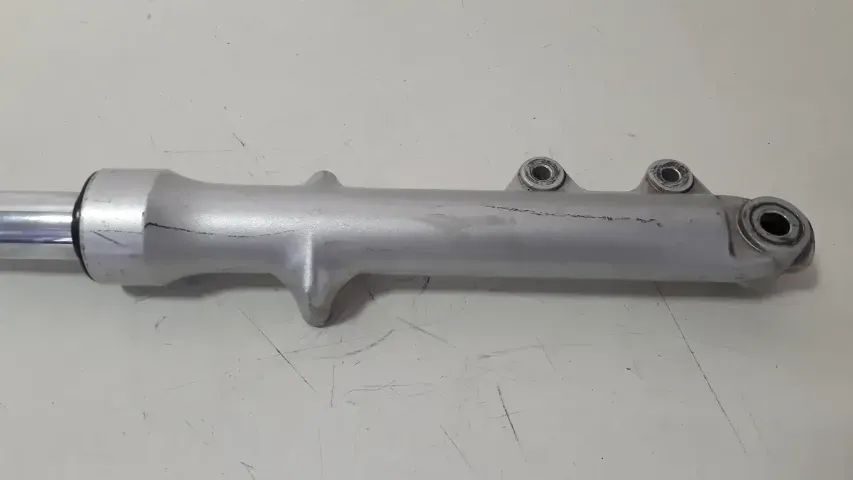 Bengala Suzuki Yes 125 09/19 L/e Orig 55082 - Foto 3
