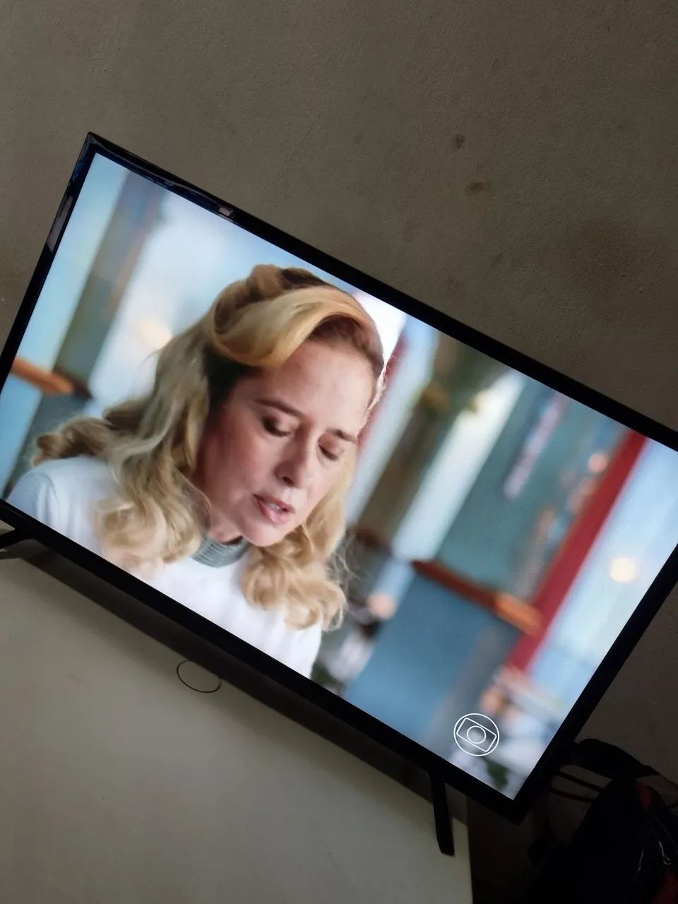 Tv 32 Aoc roku smart  - Foto 4