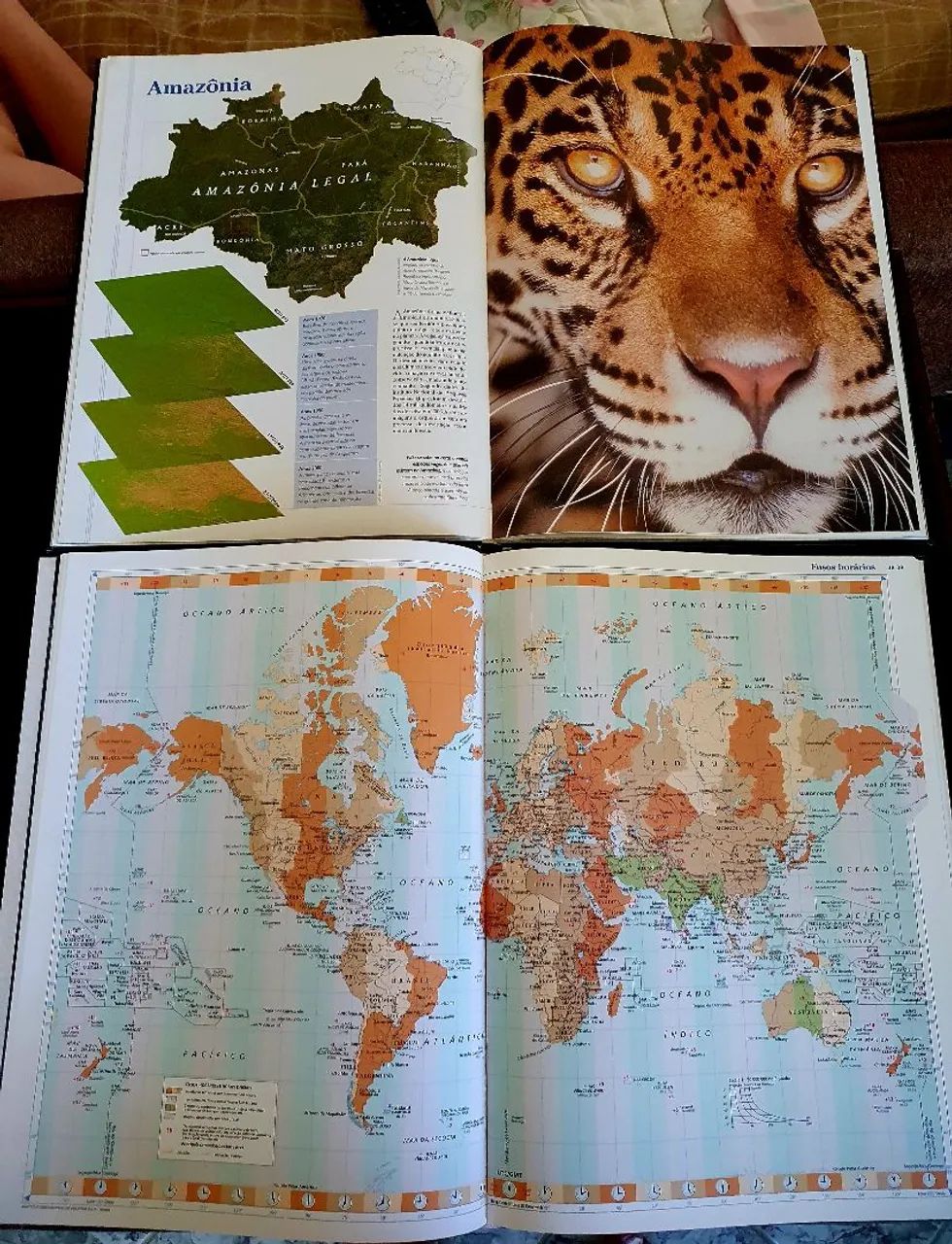 Coleção Atlas National Geographic 12 Volumes - Abril Coleções