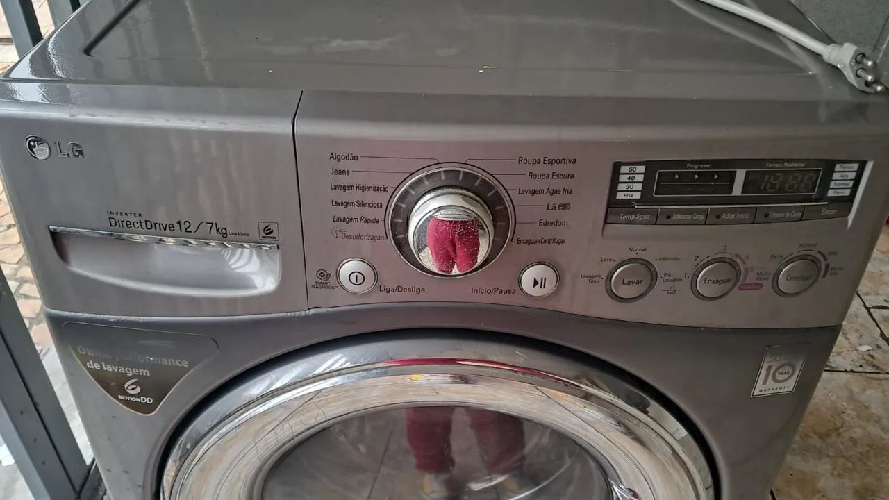 Lava e seca LG 13kg - Foto 4