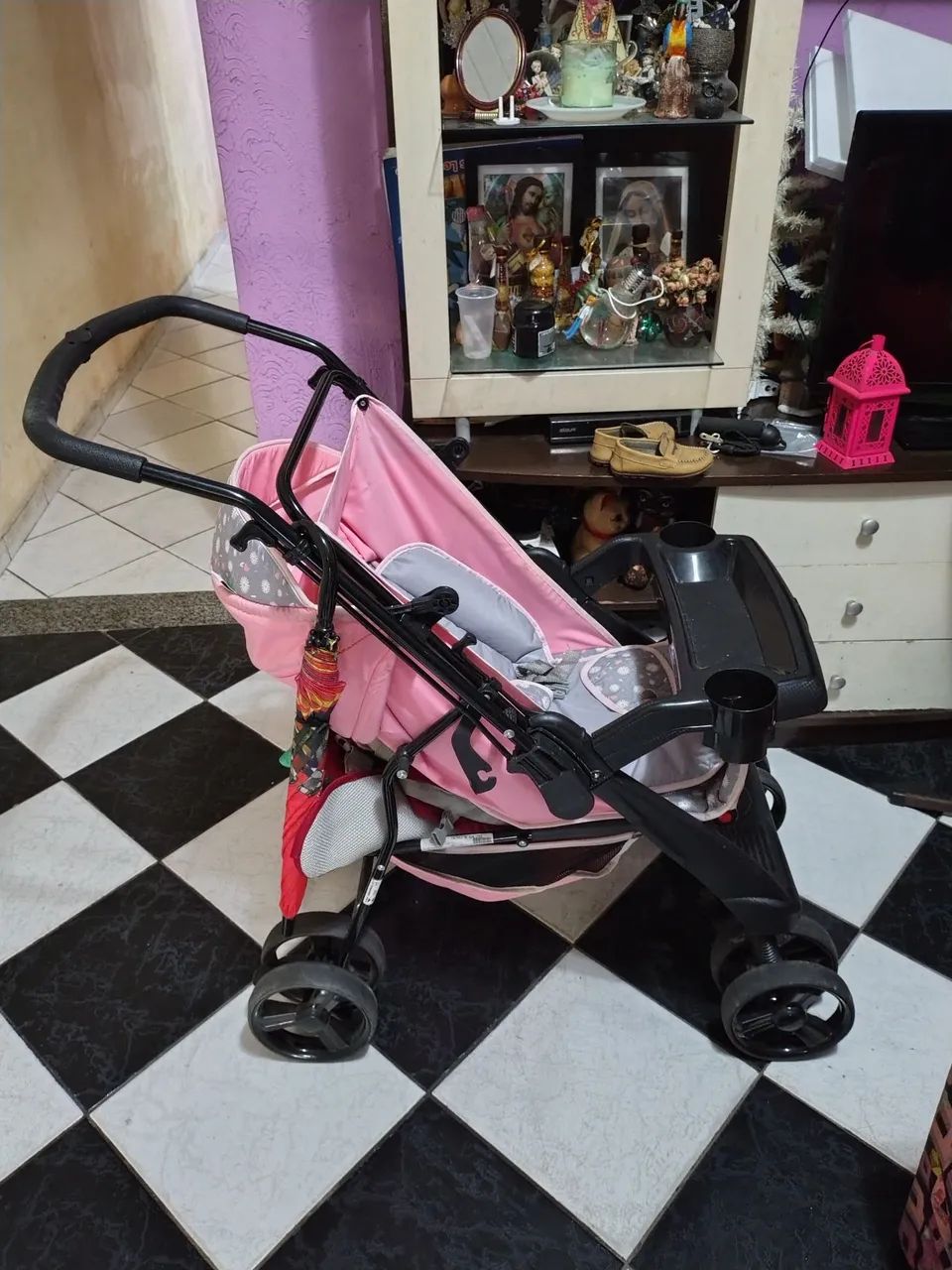 Carrinho de bebê com função reversivel - Foto 3