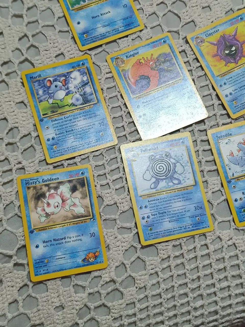 Pack de cartas de Pokémon em bom estado!