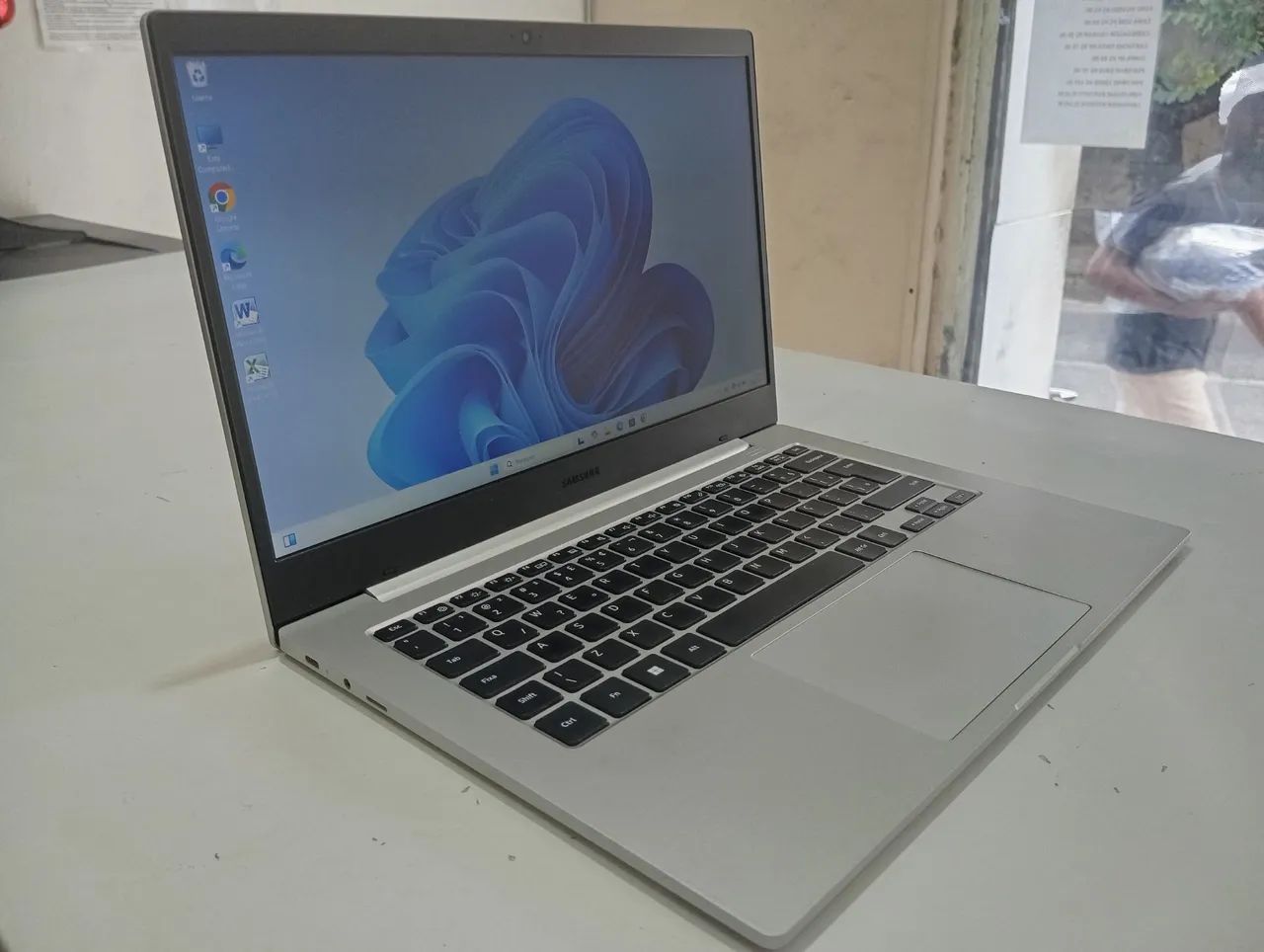 NOTEBOOK SAMSUNG WINDOWS 11  - Foto 2