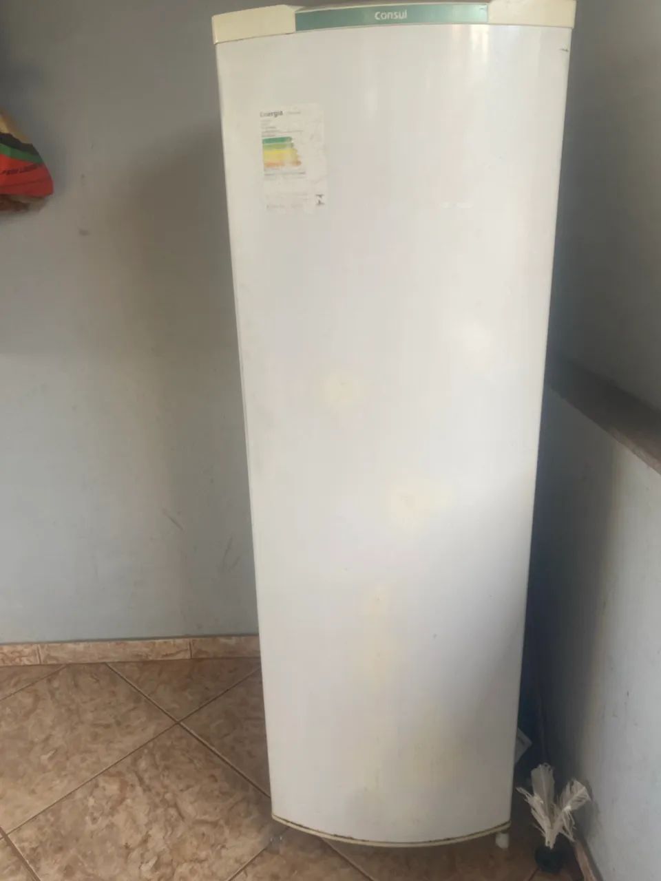 Vendo geladeira BARATA !!