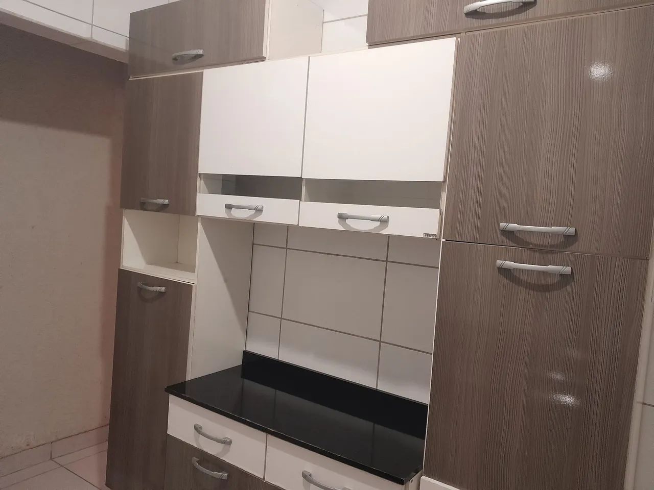Vende-se um guarda-roupa e um armário de parede de cozinha  - Foto 5
