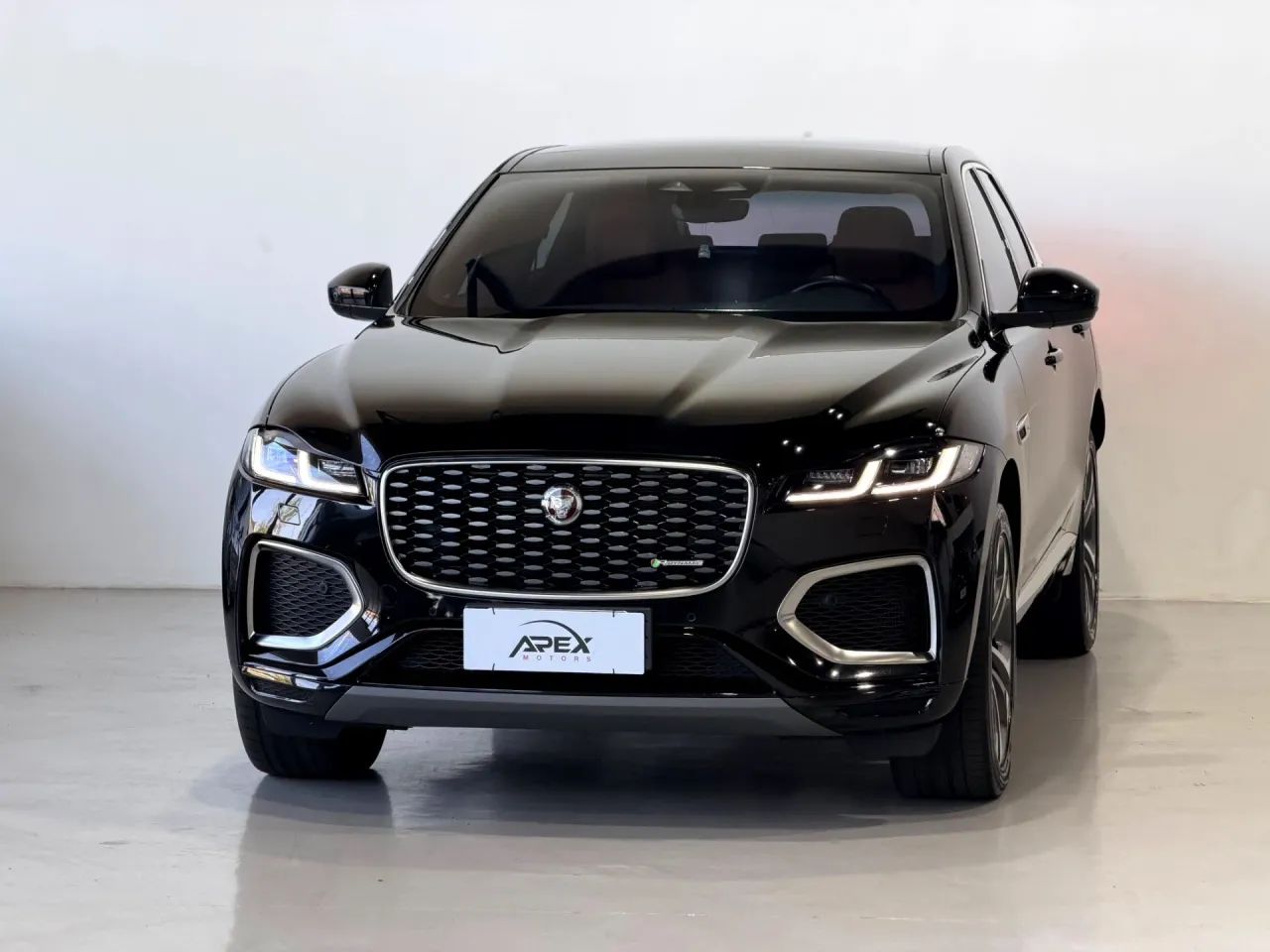 Jaguar F-Pace 3.0 R-DYN.se AWD 340cv (híbrido) 2023