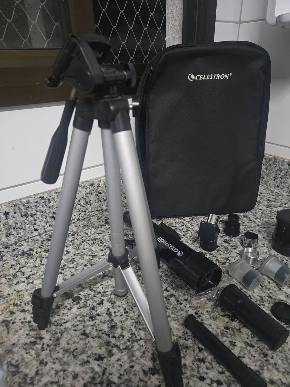 Telescópio Portátil Celestron - Foto 4