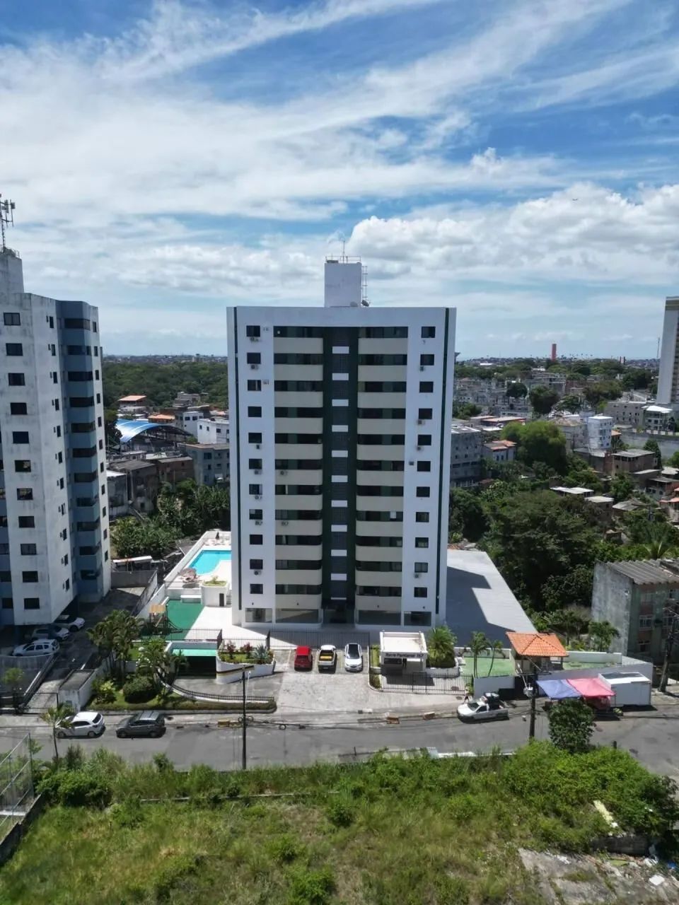 Cabula 3/4 com suíte e varanda