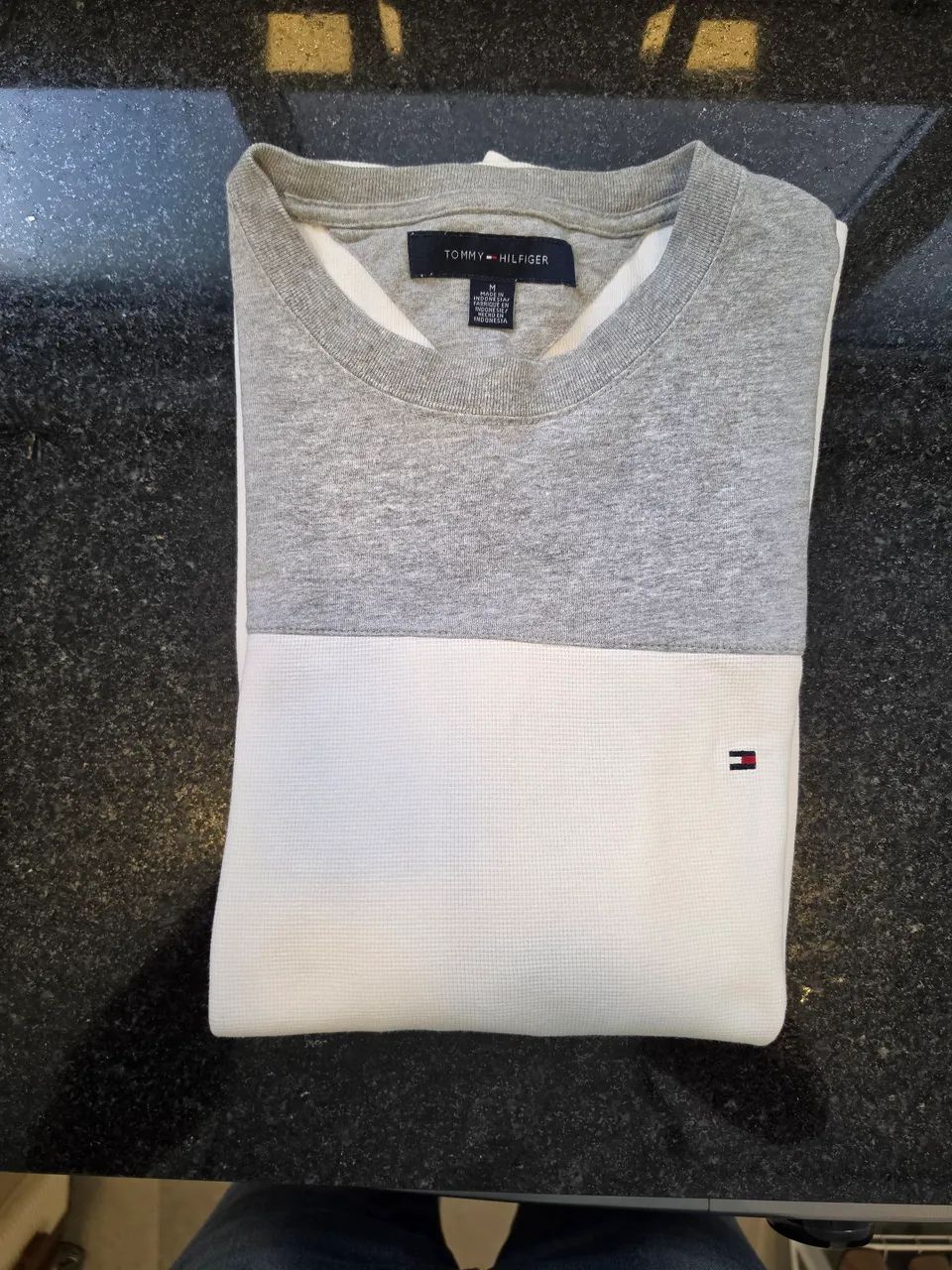 Camiseta Tommy Hilfiger - Foto 2