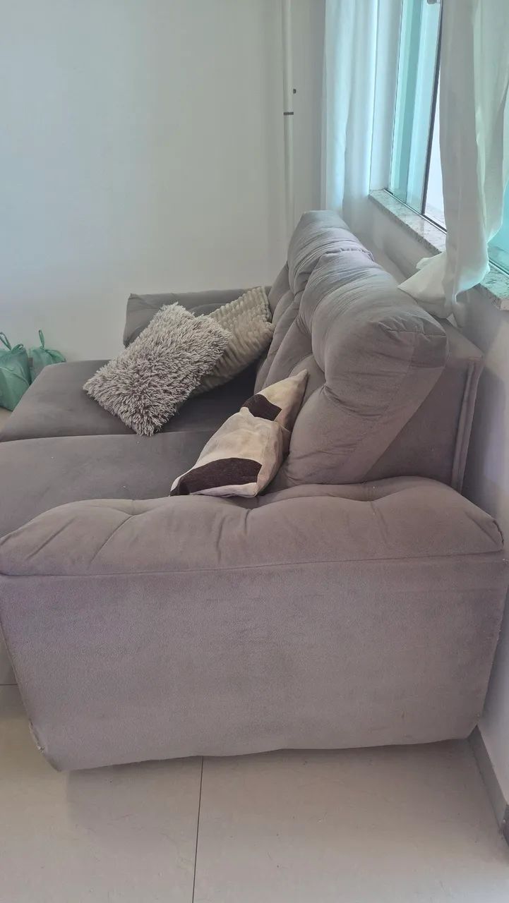 VENDO SOFÁ RETRÁTIL 2 LUGARES ÓTIMO ESTADO , PÉS DE  AÇO.  - Foto 4