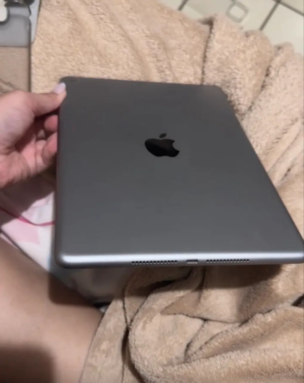 IPAD SEMINOVO - EXCELENTE - Foto 3