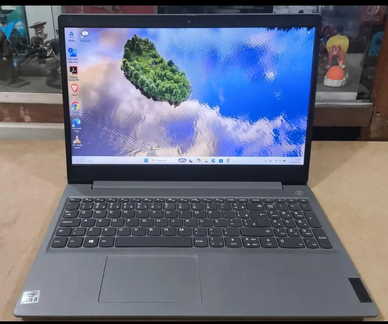 Notebook Lenovo tela 15 polegadas 12gb de memória DDR4 SSD 240gb