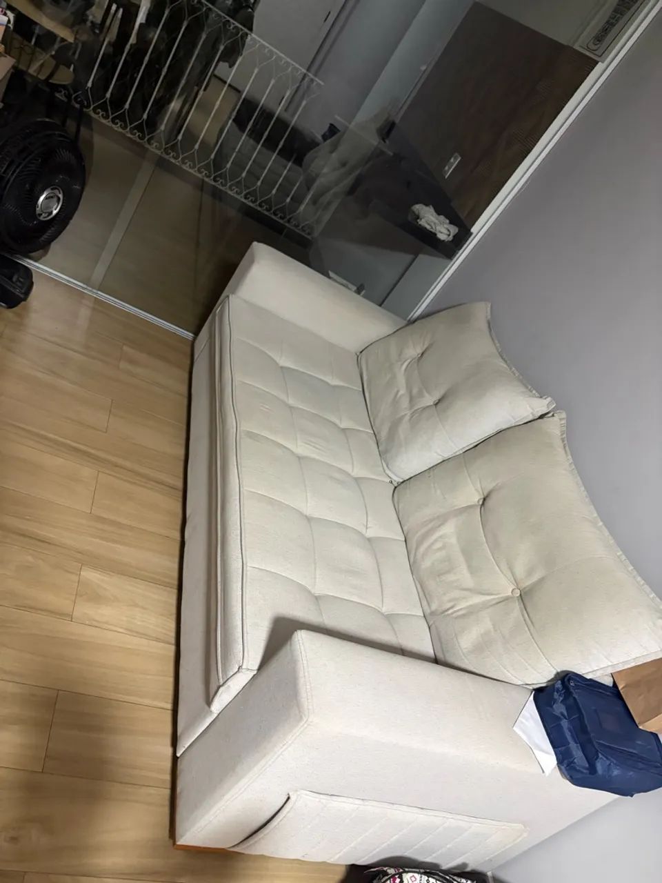 Sofá 3 lugares em linho  - Foto 2