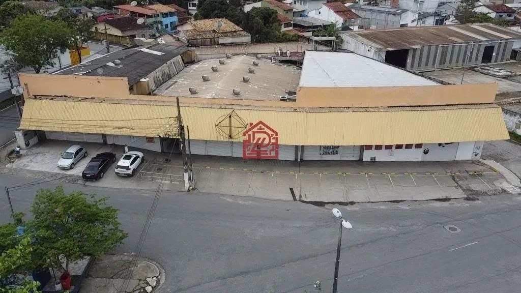 Galpão à Venda em Granja dos Cavaleiros, Macaé, 1982m²