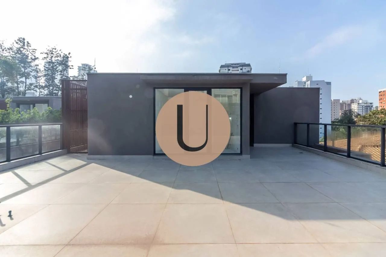 Casa nova em condomínio no Real Parque