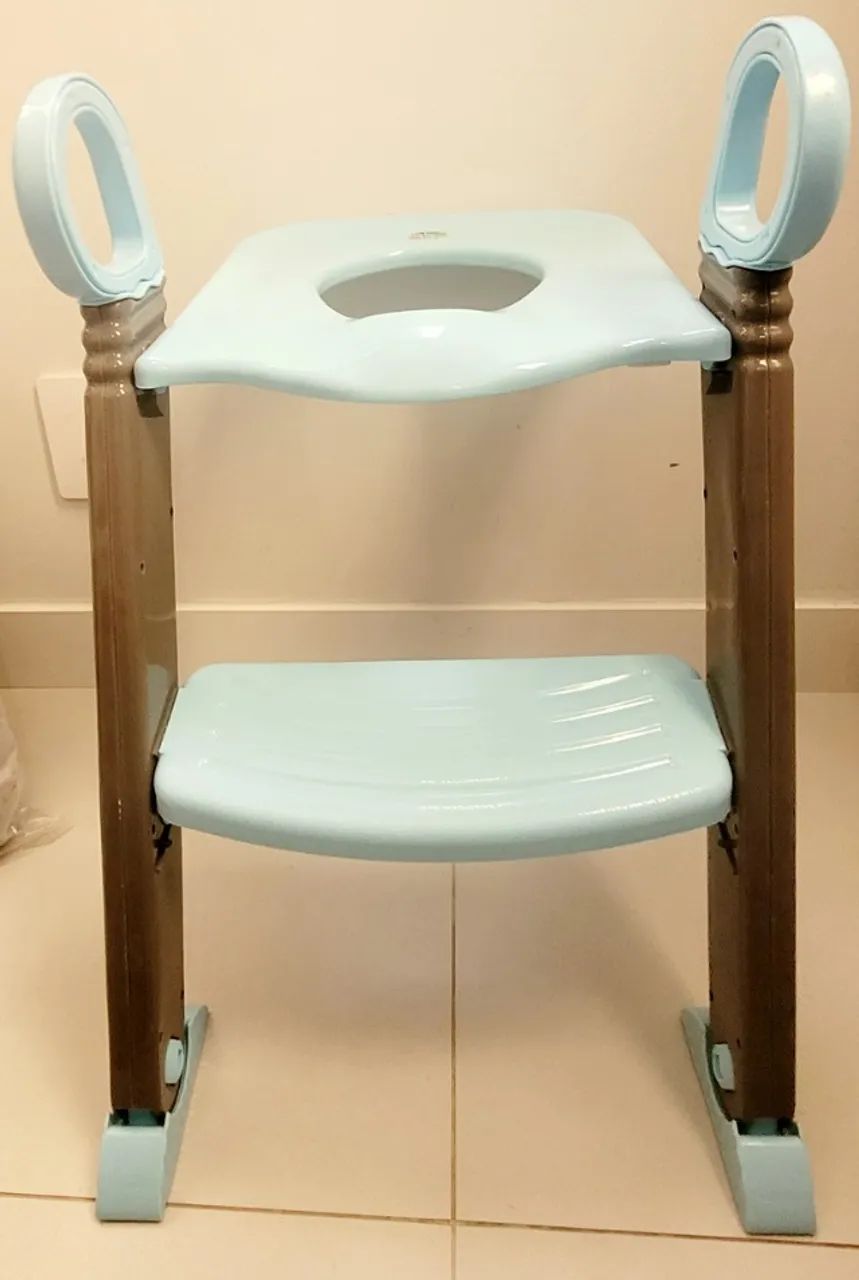 Assento redutor infantil com escadinha para vaso sanitário - cor azul - Foto 2