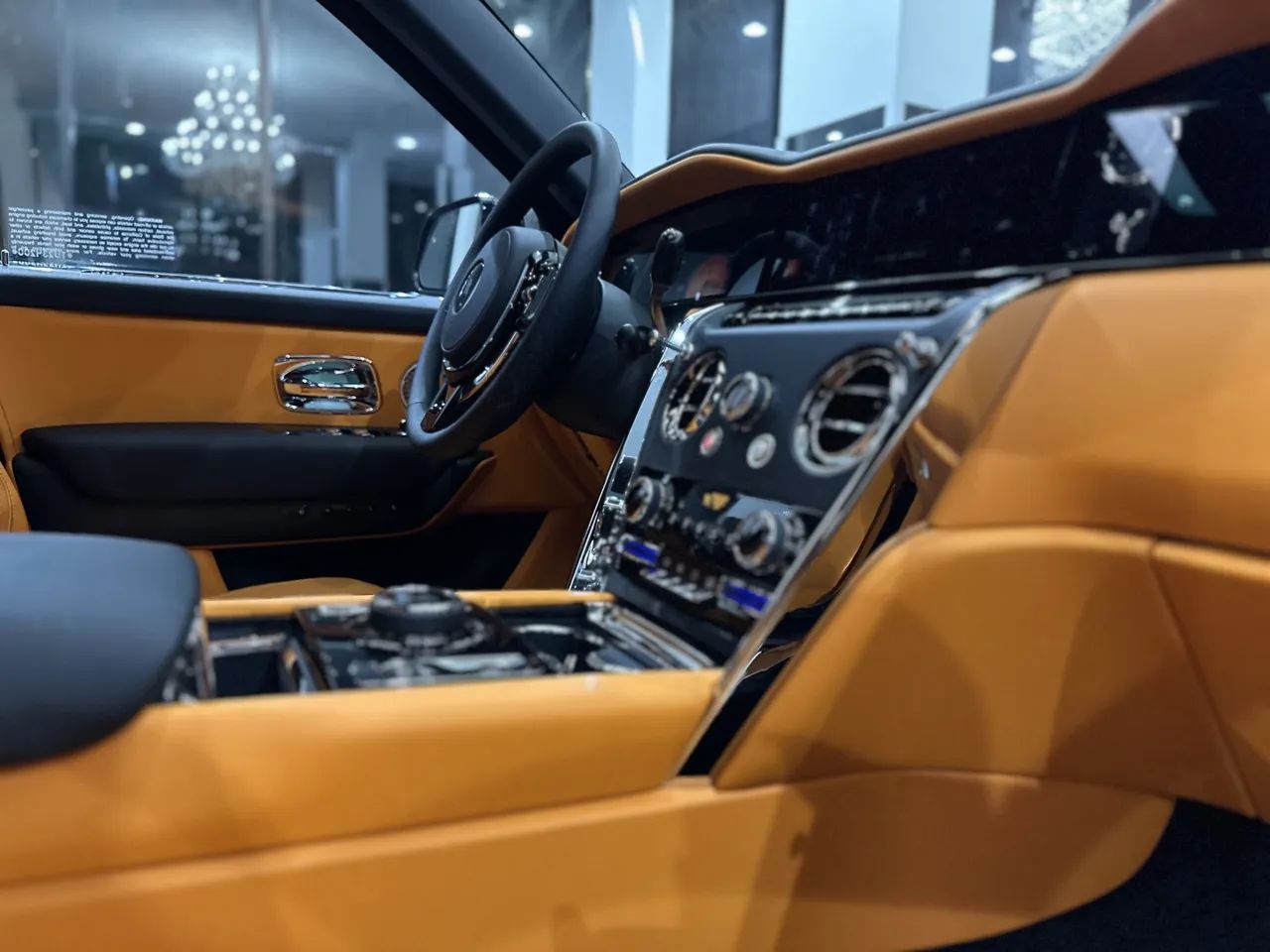 Rolls-Royce Cullinan 6.7 V12 Aut., foto 10 de 13