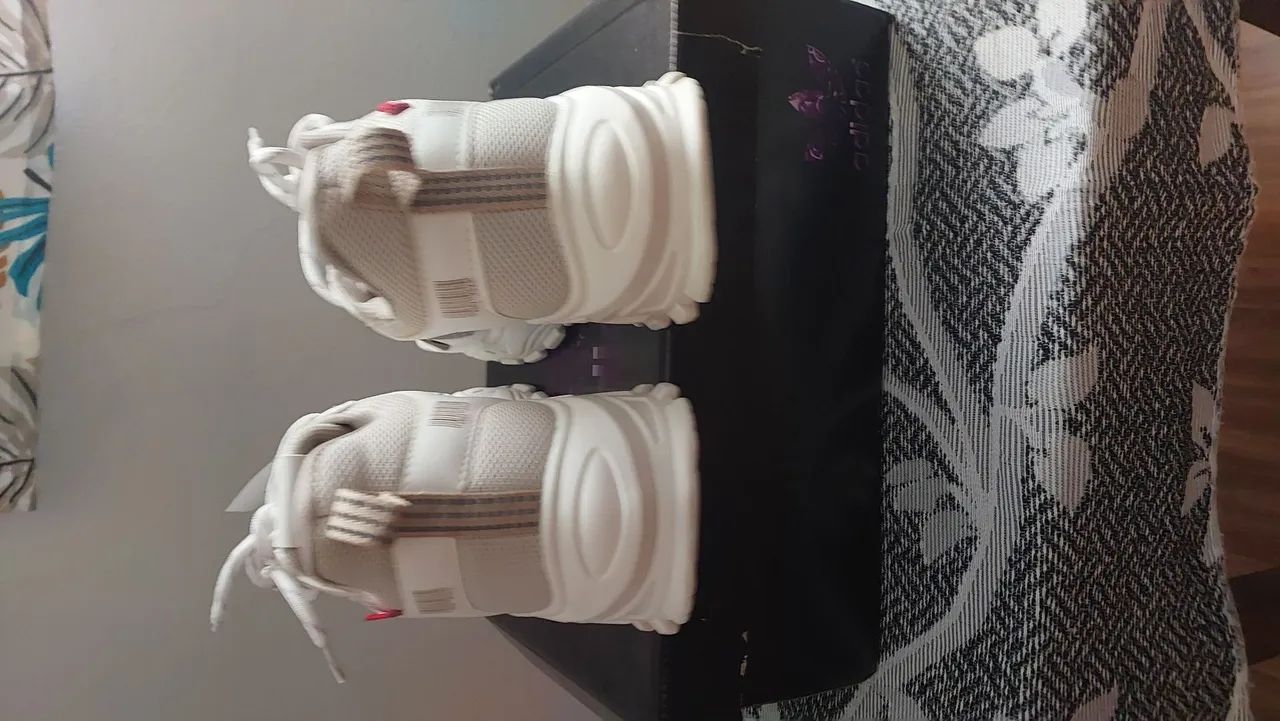 Tenis Adidas - Foto 2