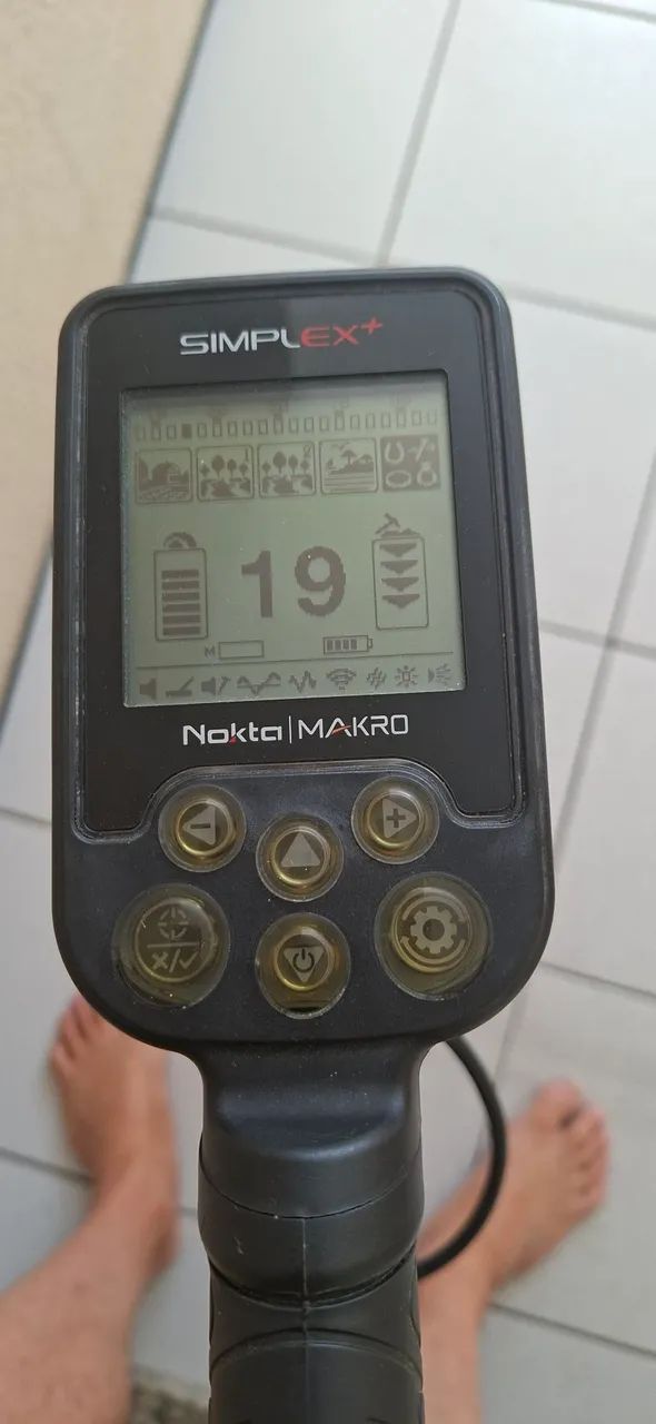 Detector de Metais Nokta Makro Simplex+ - Foto 3