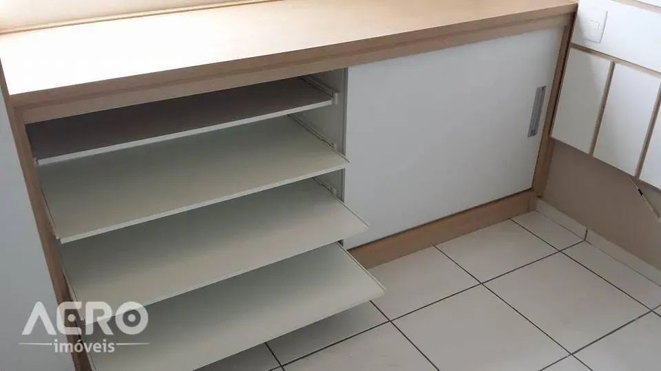 Apartamento com sacada - Foto 2