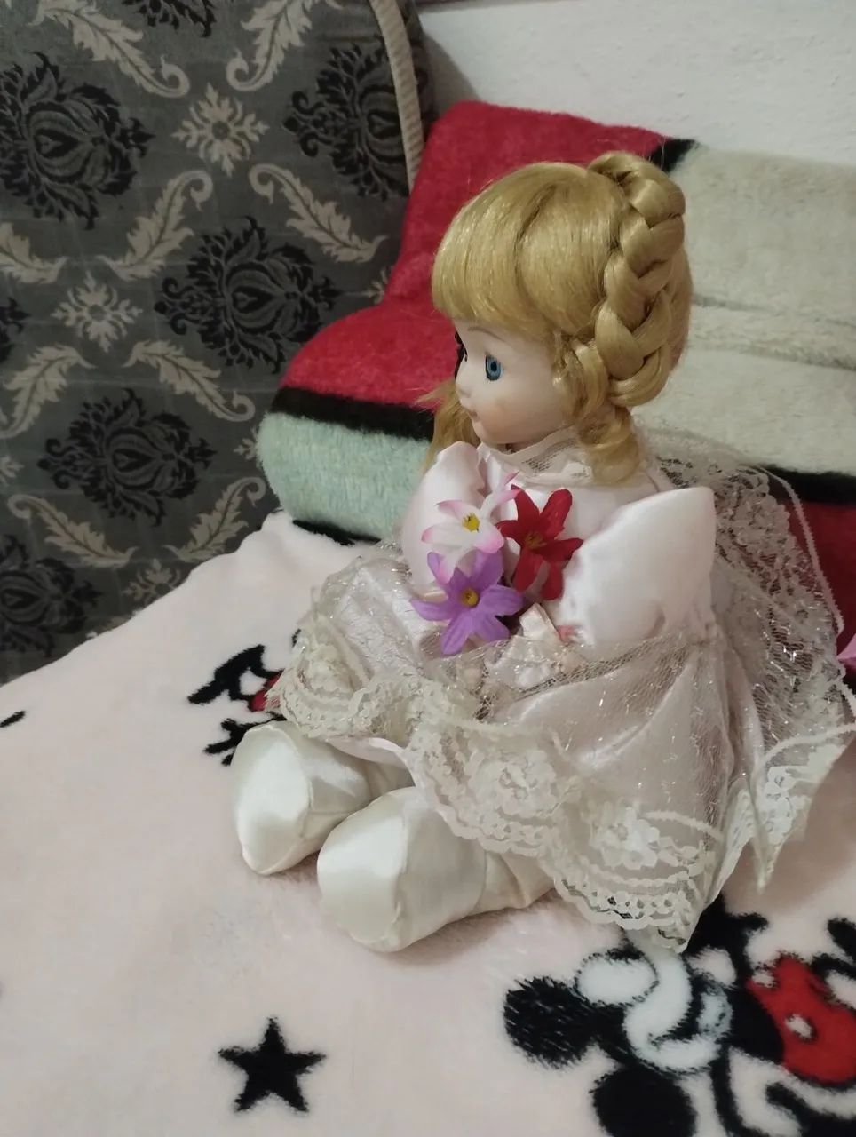 Boneca Antiga Cabeça porcelana 
