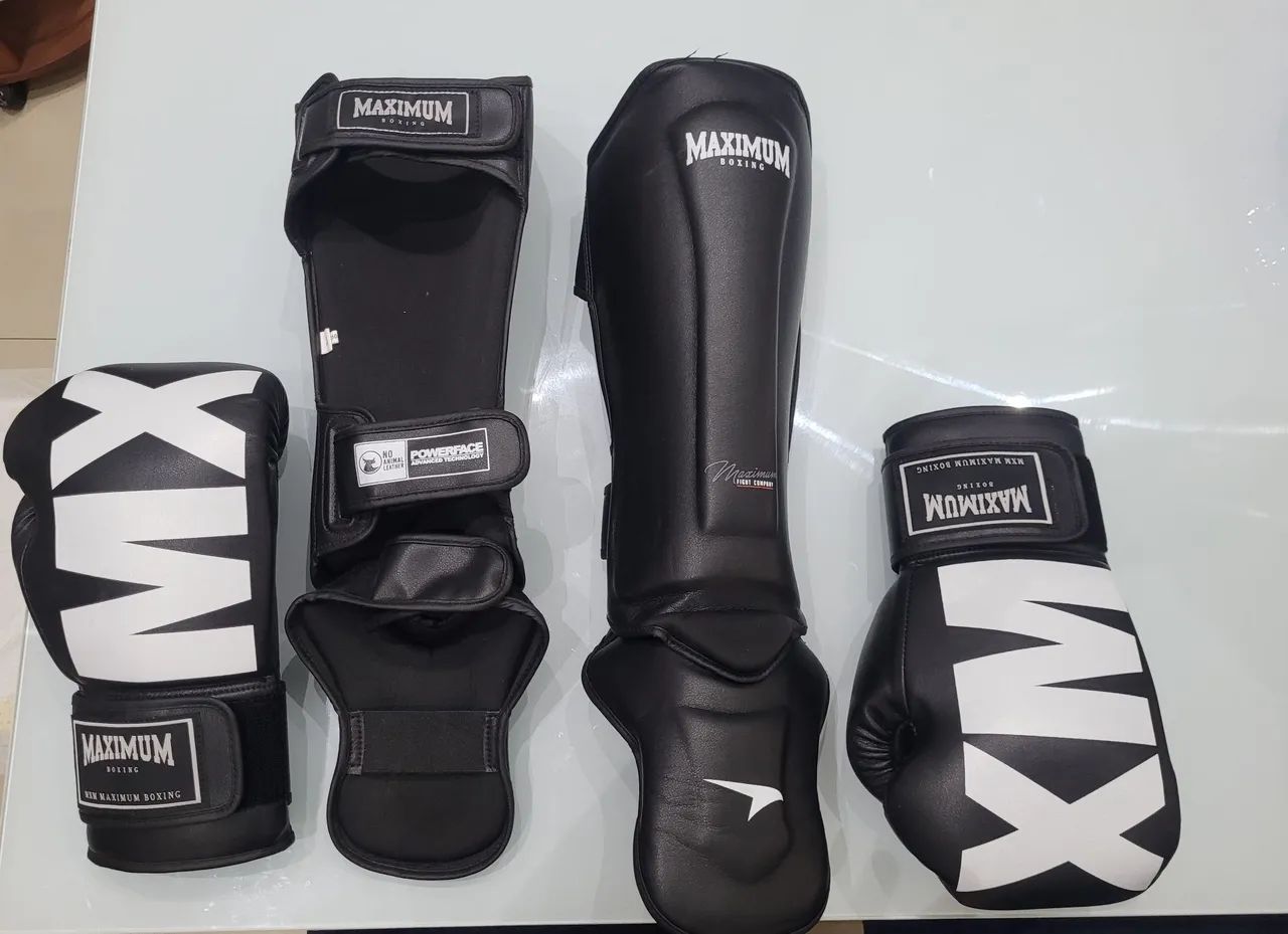 Kit Luva 14 oz Mxm Black Maximum Muay thay e caneleira G