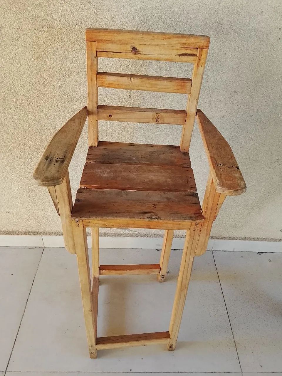 Cadeirinha de alimentacao 