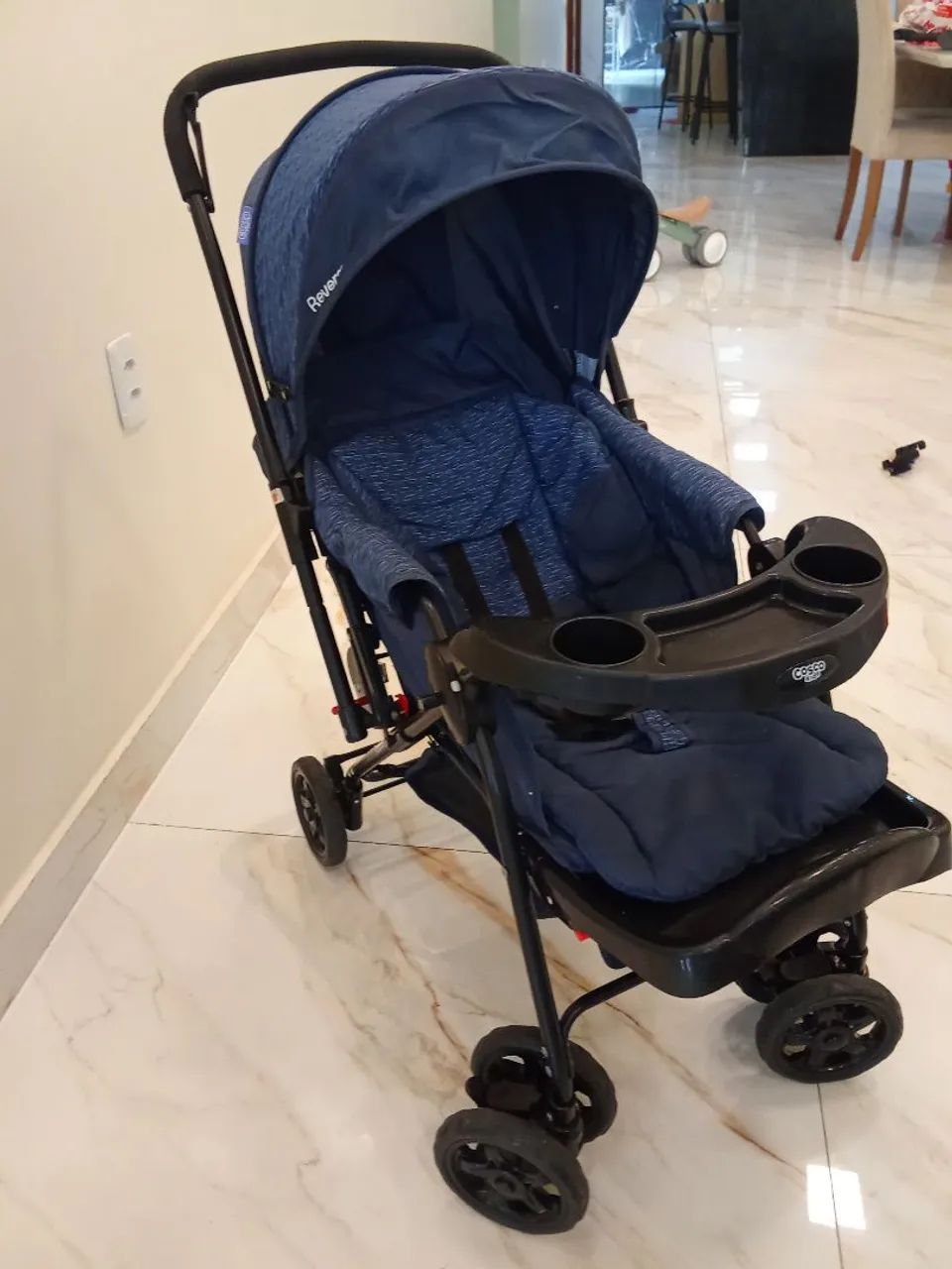 Carrinho de bebê e bebê conforto - Foto 4