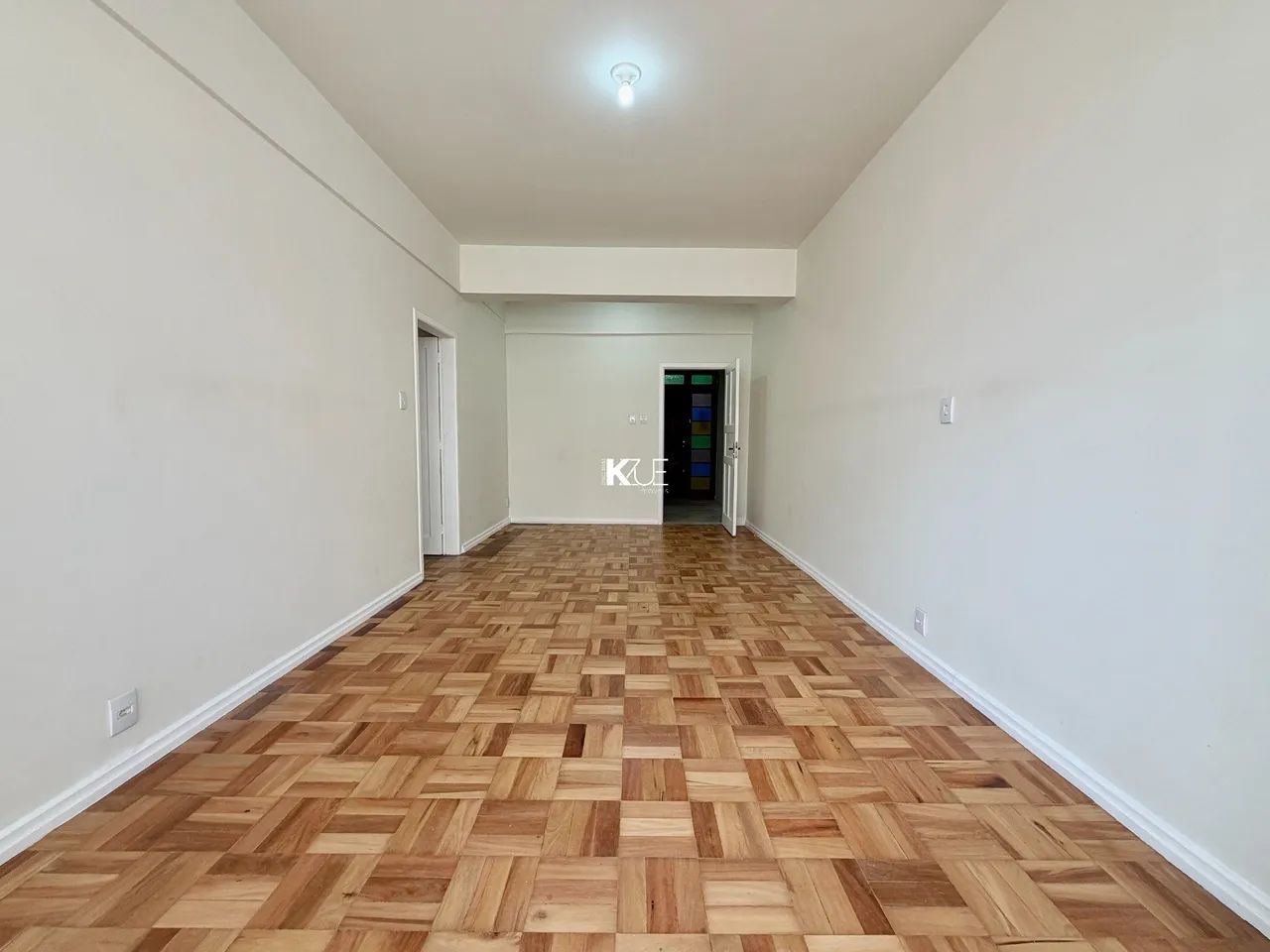 Apartamento amplo, 02 dormitórios para alugar no Centro, Florianópolis SC - Foto 4