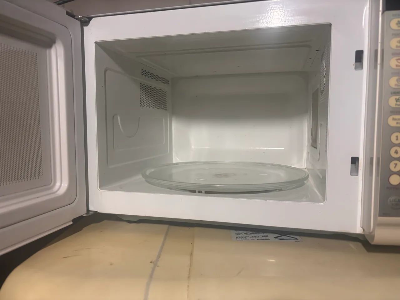 Microondas Electrolux 31 Litros - Foto 3