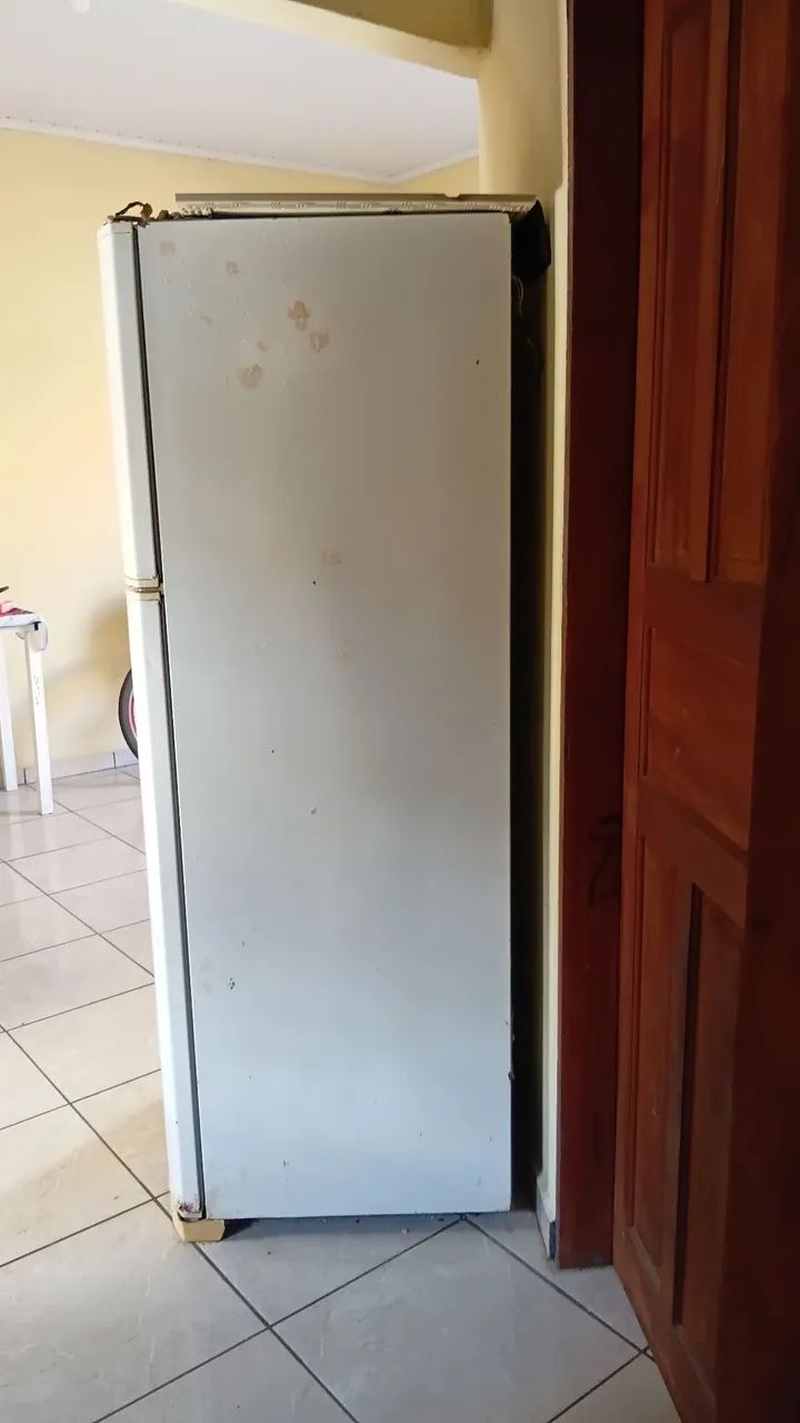 Vende se Geladeira  - Foto 3