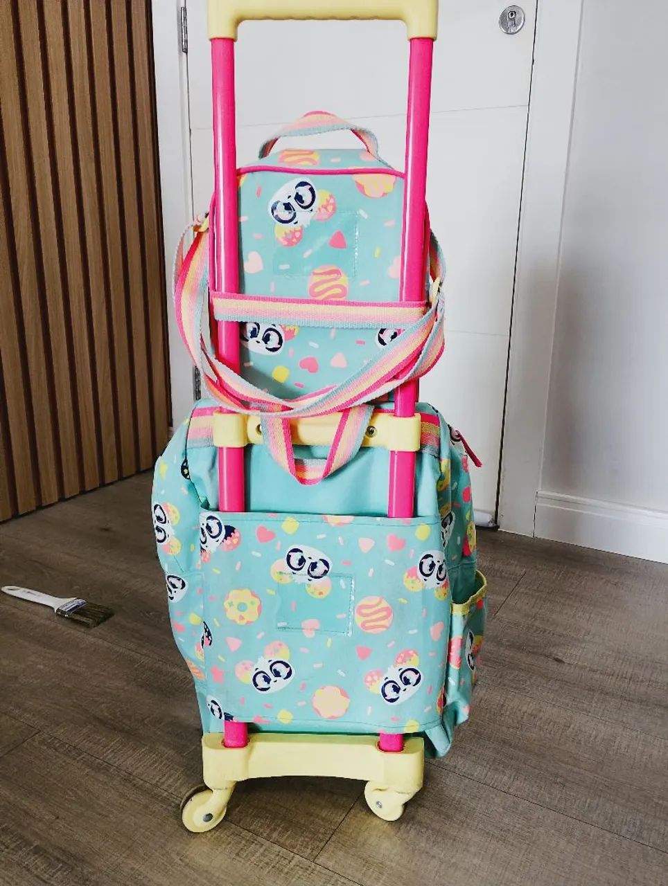 Mochila e Lancheira Puket com rodinhas  - Foto 2