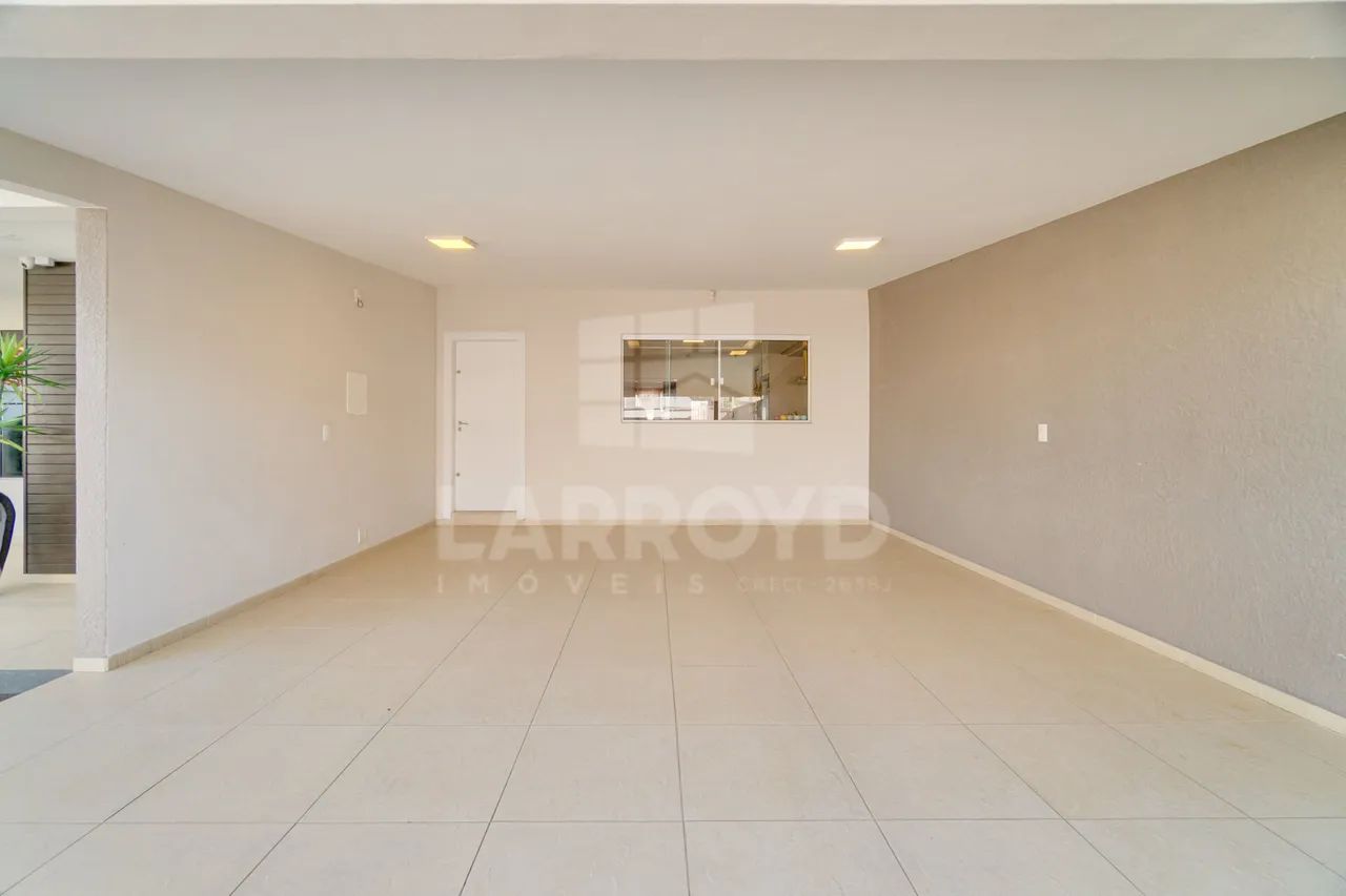 Casa à venda com edícula e ambientes amplos - Foto 4
