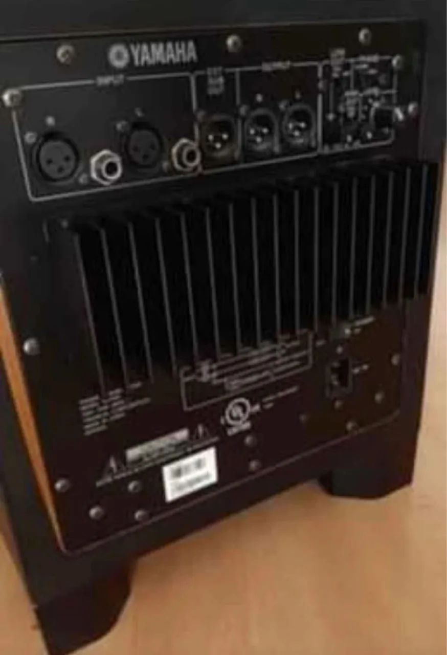 Subwoofer Ativo Yamaha HS10W  - Foto 2