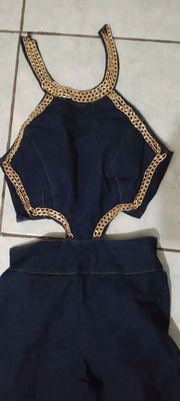 Calça macacão 