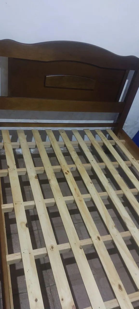 Cama madeira de lei e colchão de casal nova sem uso - Foto 5
