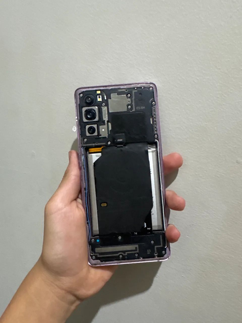 Vende-se Samsung Galaxy S20 - Foto 2