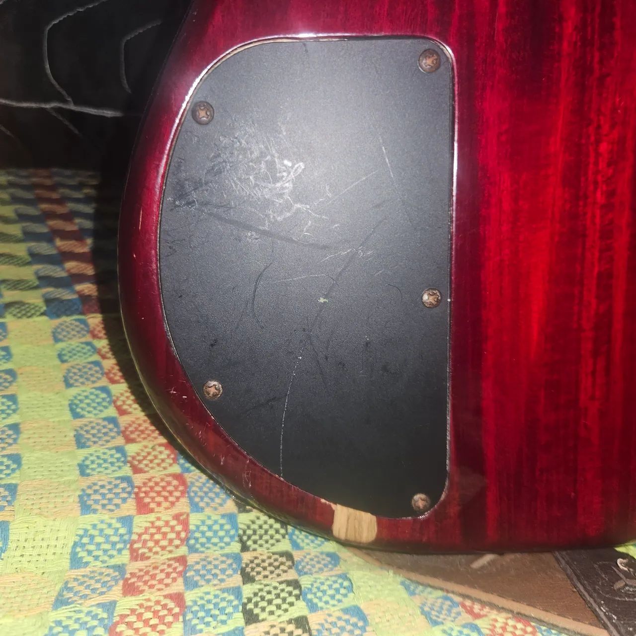 Baixo 5 cordas/cubo baixo/cavave bass - Foto 4