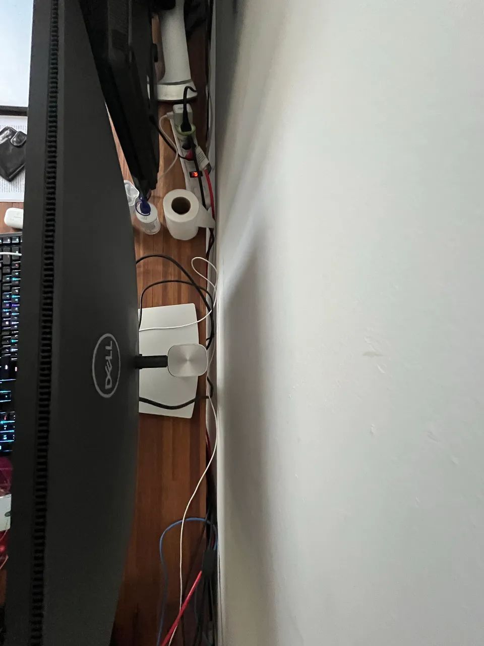 Monitor Dell P2723QE 4K 27" IPS USB-C 90W Hub - Foto 5