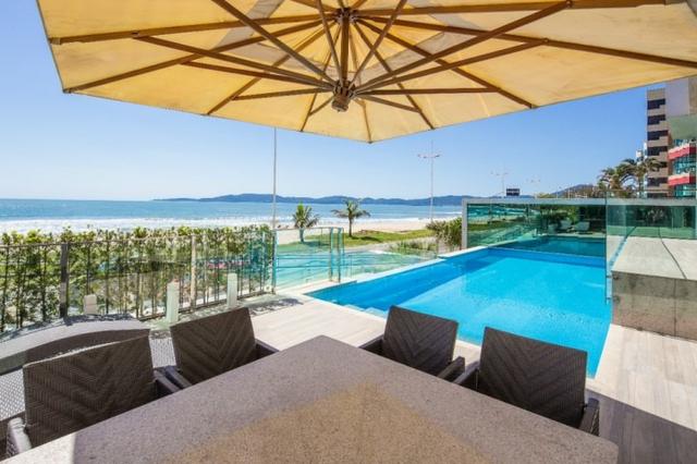 Luxo frente mar no centro de Itapema-SC/ de RS 2.400.000,00 por RS 2.000.000,00 Ap Pronto! - Foto 3