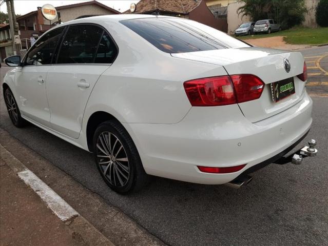 Volkswagen Jetta 2.0 Tsi Highline 200cv - Foto 4