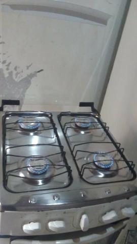 Vendo fogão